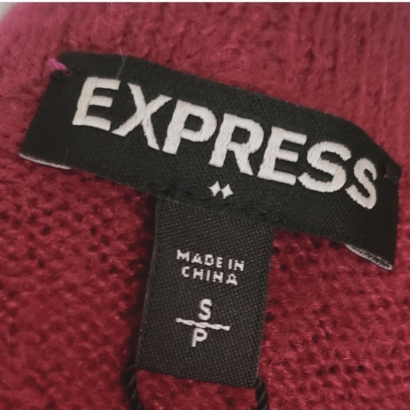 NEW EXPRESS Cowl Neck Red Shirt Sweater Size Small - Picture 4 of 6